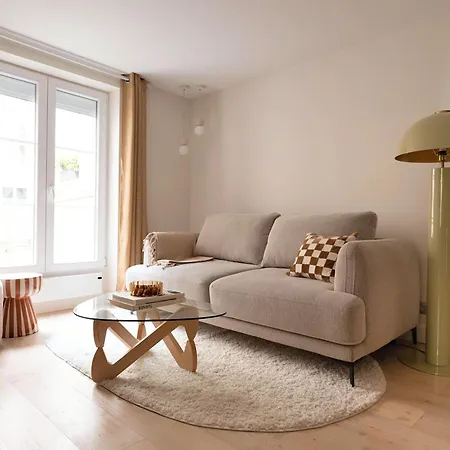 4p 1br - Fully Renovated - Step From Place Vendome Apartment *