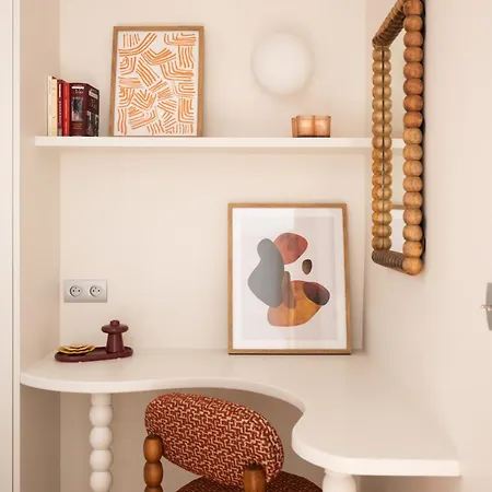 4p 1br - Monthly - Step From Place Vendome Daire *