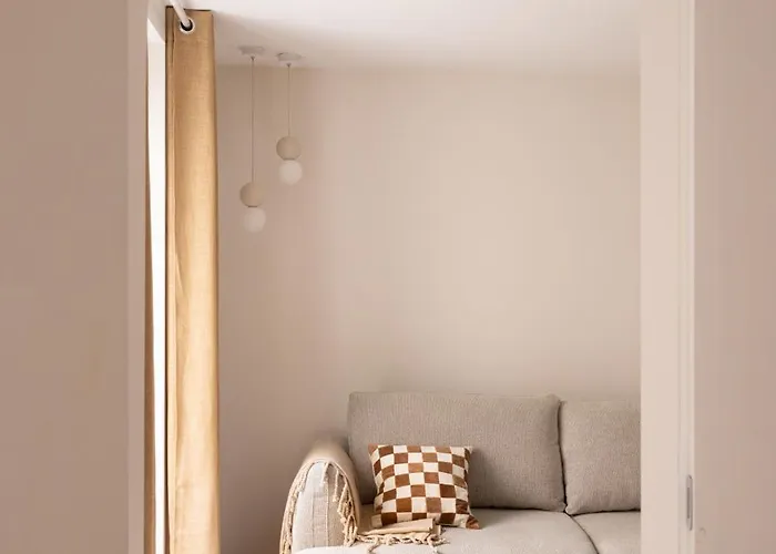 4p 1br - Monthly - Step From Place Vendome דירה *